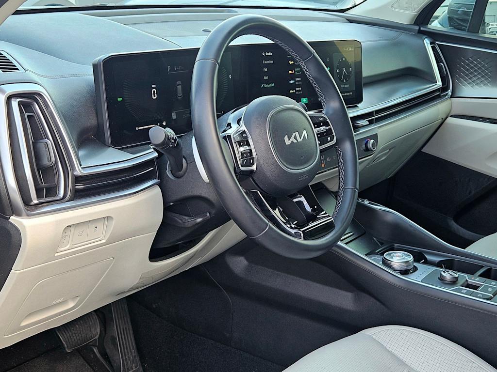 Thumbnail: 2025 Kia Sorento - 2