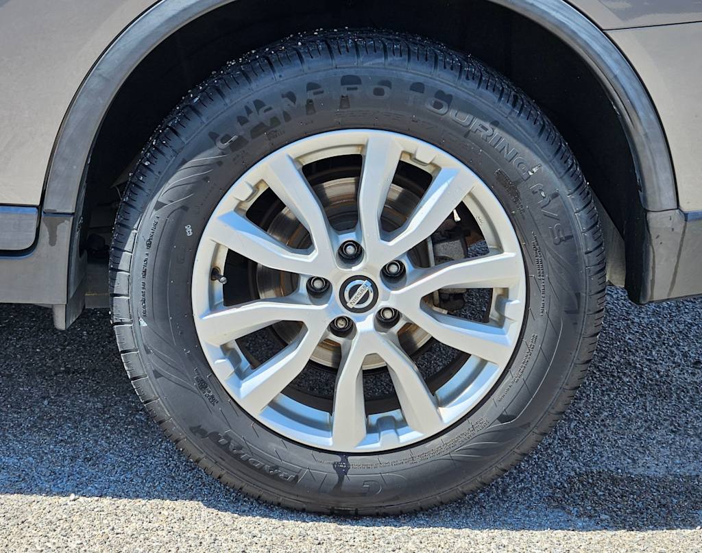 Thumbnail: 2018 Nissan Rogue - 8