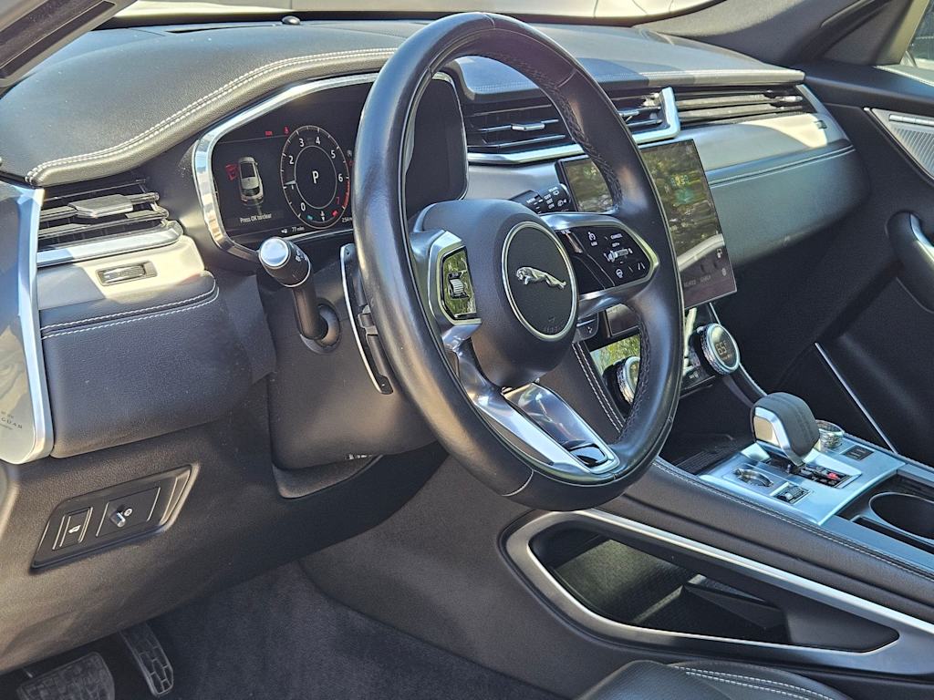 Thumbnail: 2024 Jaguar F-Pace - 2