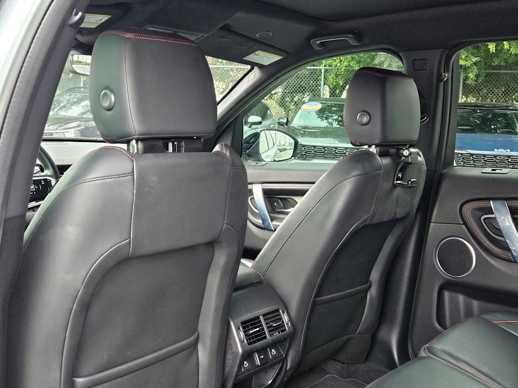 Thumbnail: 2021 Land Rover Discovery Sport - 12