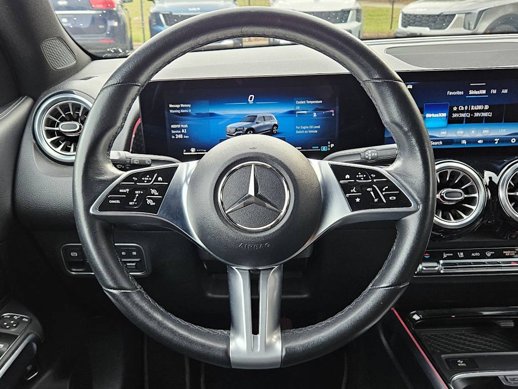 Thumbnail: 2024 Mercedes-Benz GLB - 12