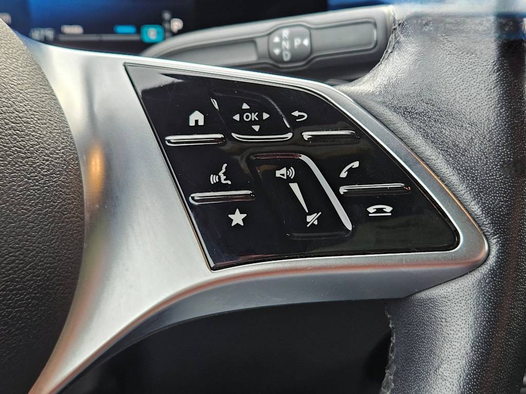 Thumbnail: 2024 Mercedes-Benz GLB - 24