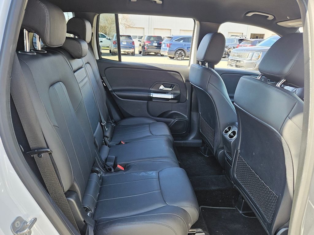 Thumbnail: 2023 Mercedes-Benz GLB - 25