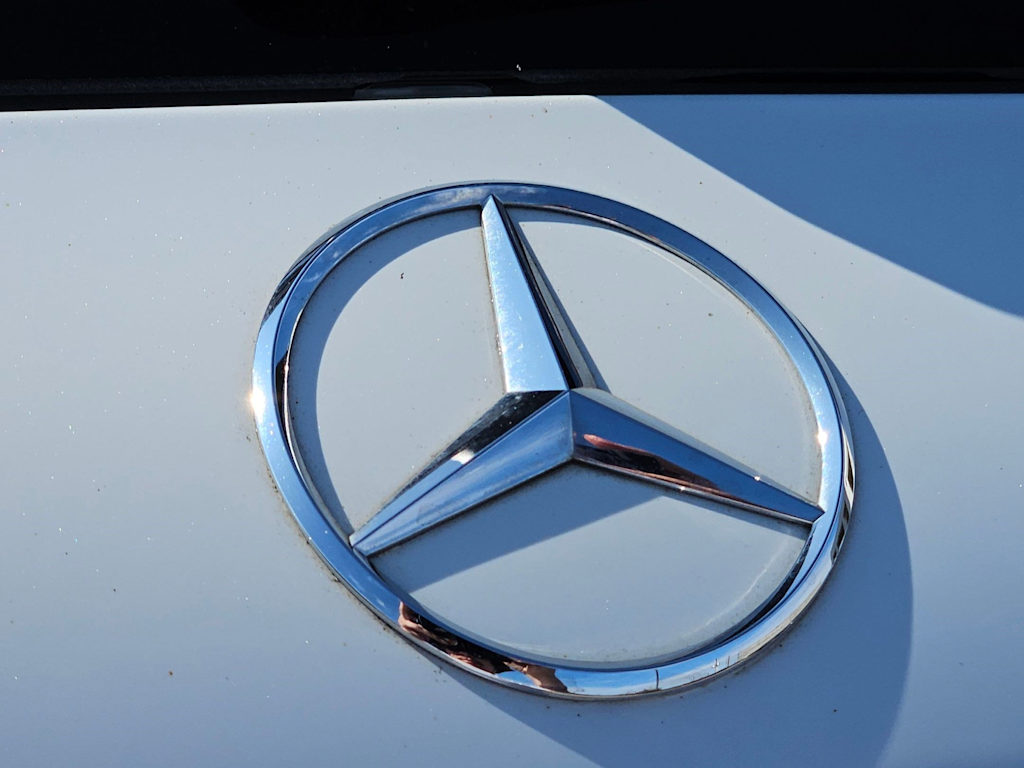 Thumbnail: 2023 Mercedes-Benz GLB - 17