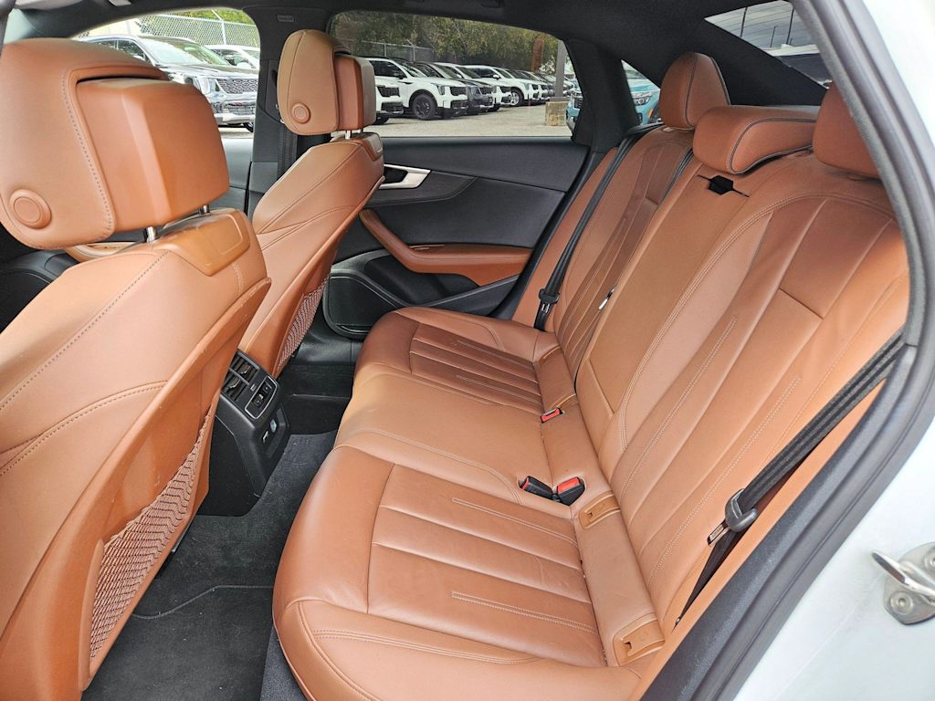 Thumbnail: 2022 Audi A4 - 22