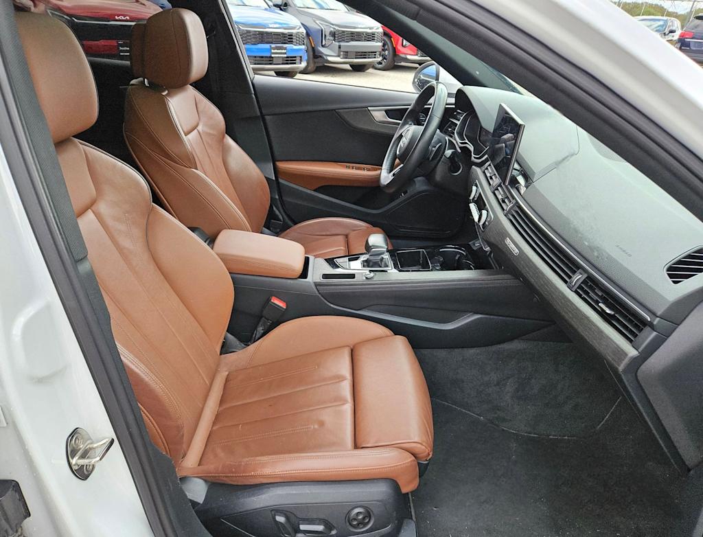 Thumbnail: 2022 Audi A4 - 10