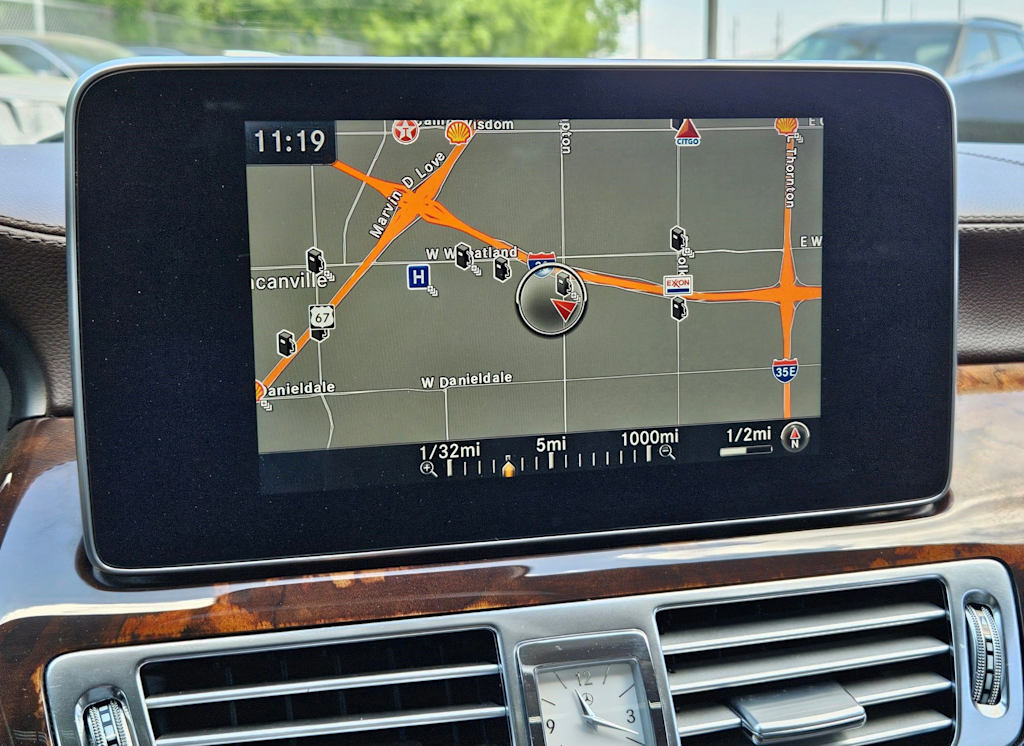 Thumbnail: 2017 Mercedes-Benz CLS - 30