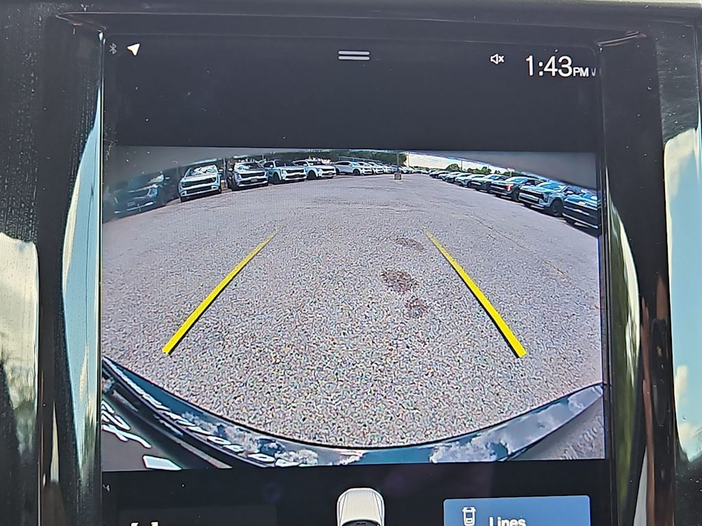 Thumbnail: 2021 Volvo XC60 - 24