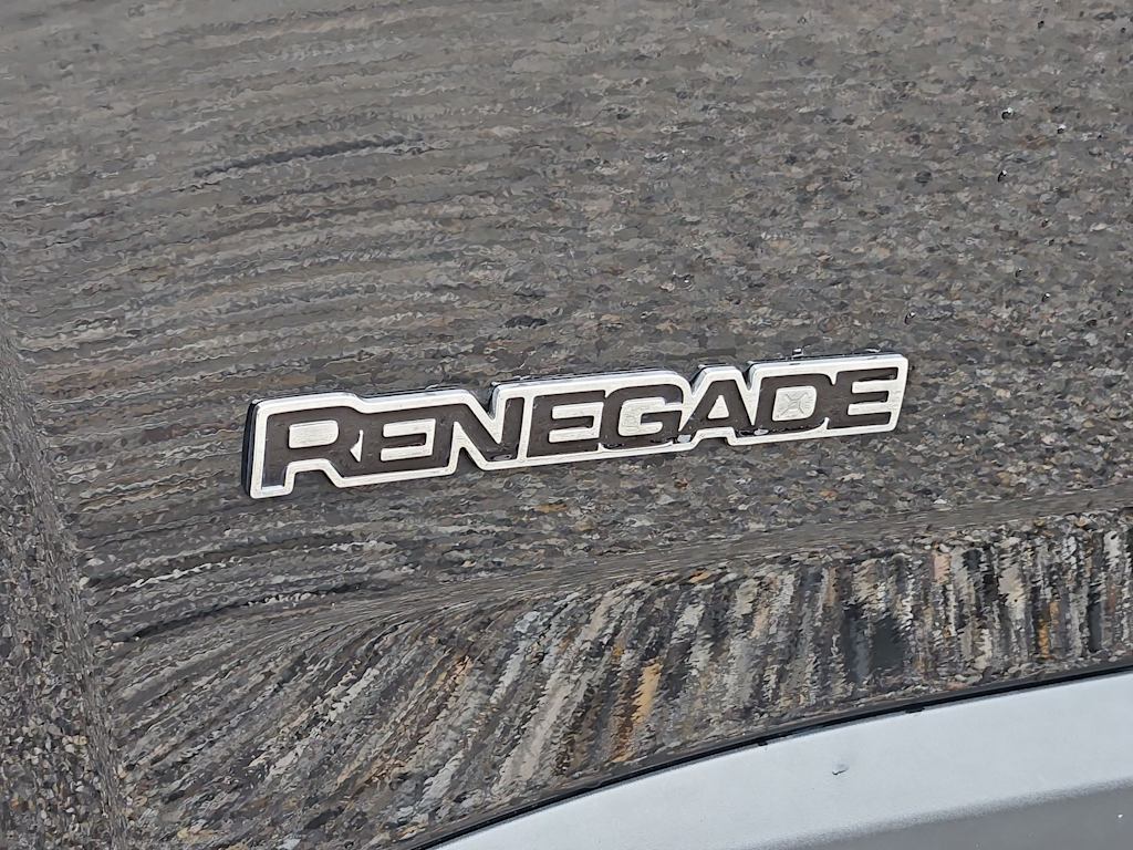 Thumbnail: 2023 Jeep Renegade - 22