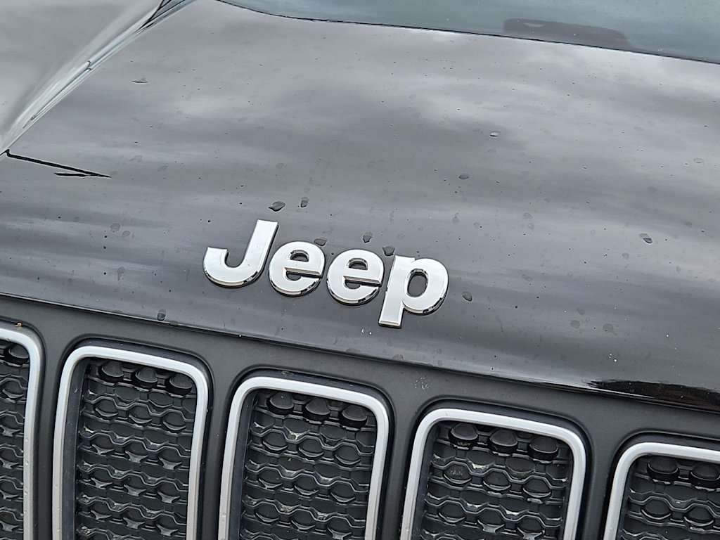 Thumbnail: 2023 Jeep Renegade - 7