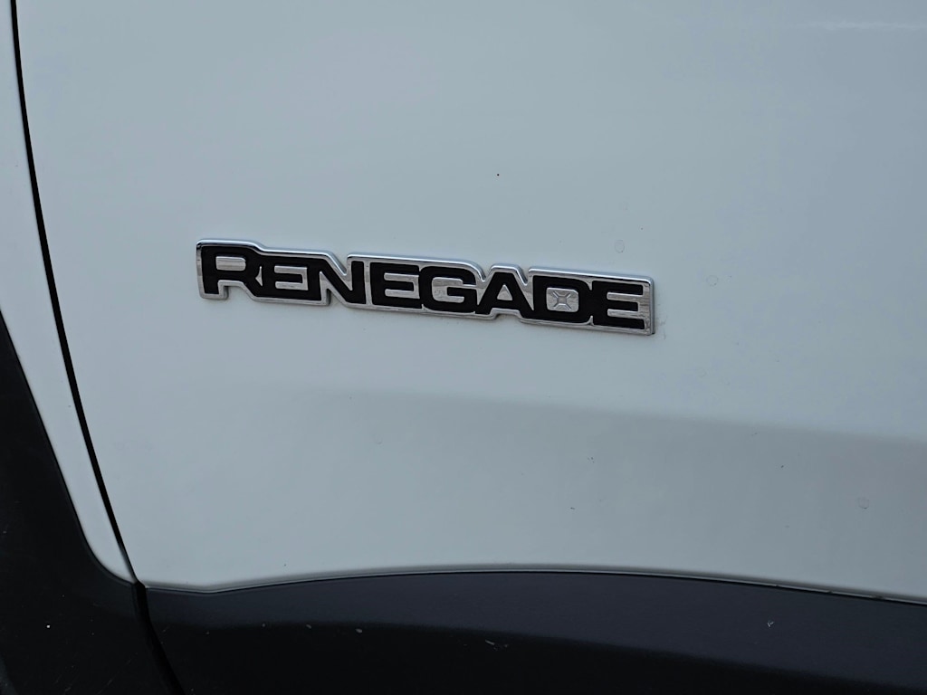 Thumbnail: 2023 Jeep Renegade - 22