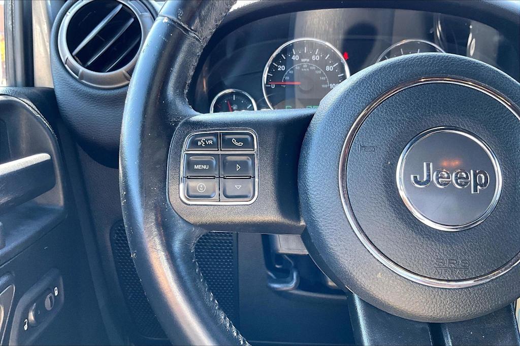 Thumbnail: 2018 Jeep Wrangler - 24