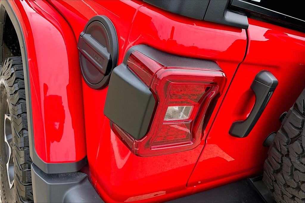 Thumbnail: 2023 Jeep Wrangler - 29