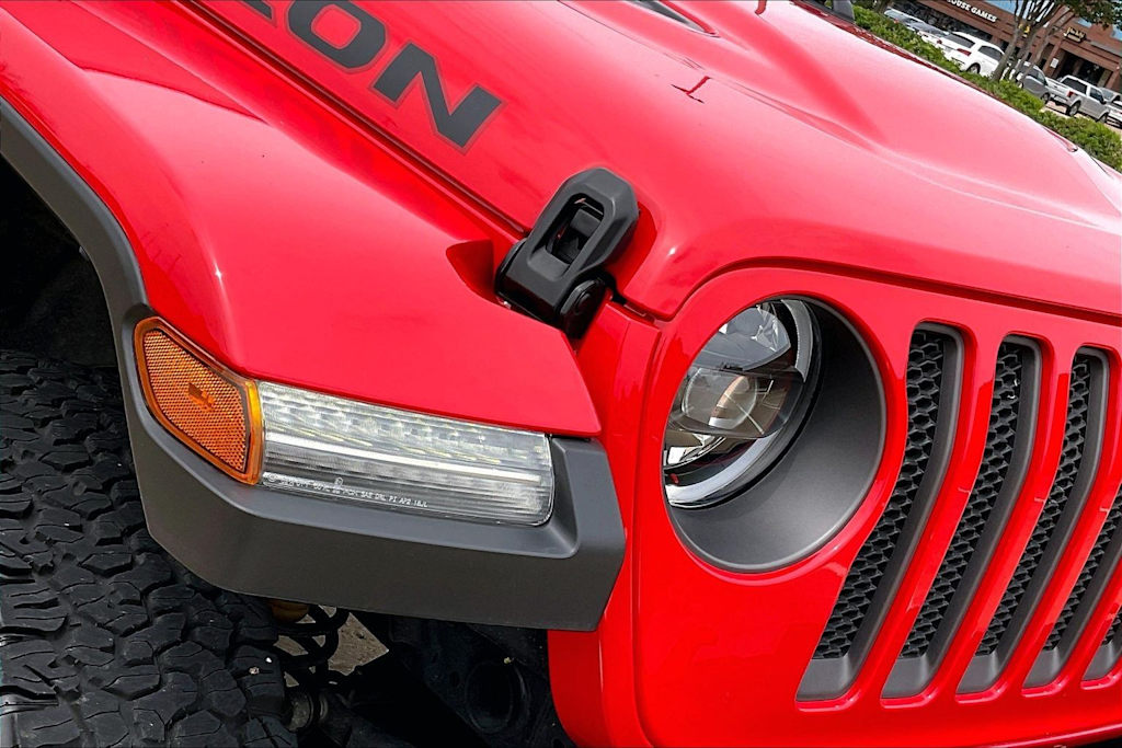 Thumbnail: 2023 Jeep Wrangler - 28
