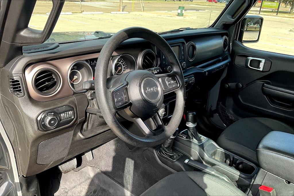 2020 Jeep Wrangler Unlimited Sport 2