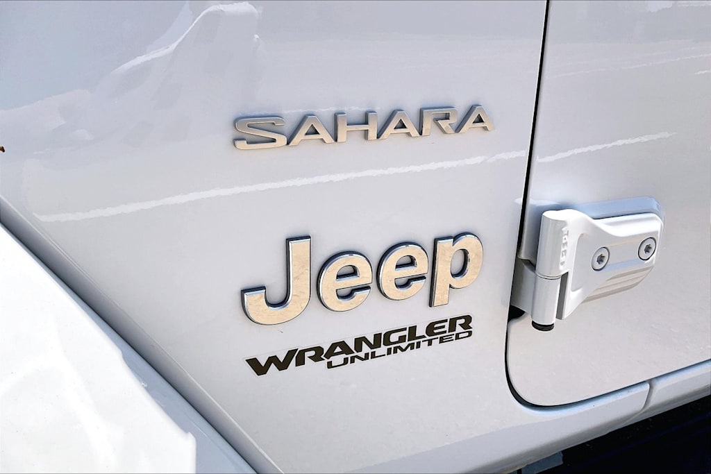 Thumbnail: 2022 Jeep Wrangler - 7