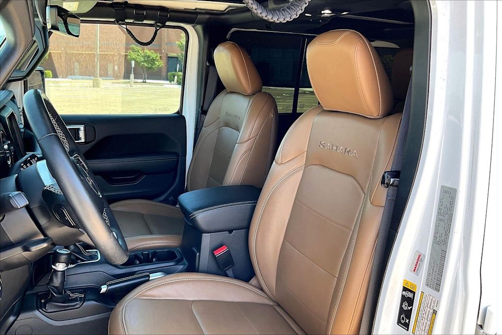 Thumbnail: 2022 Jeep Wrangler - 11