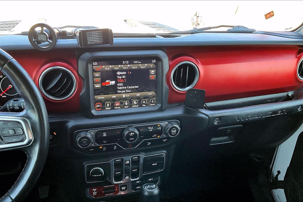 Thumbnail: 2018 Jeep Wrangler - 14