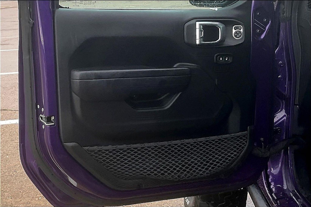Thumbnail: 2023 Jeep Wrangler - 25