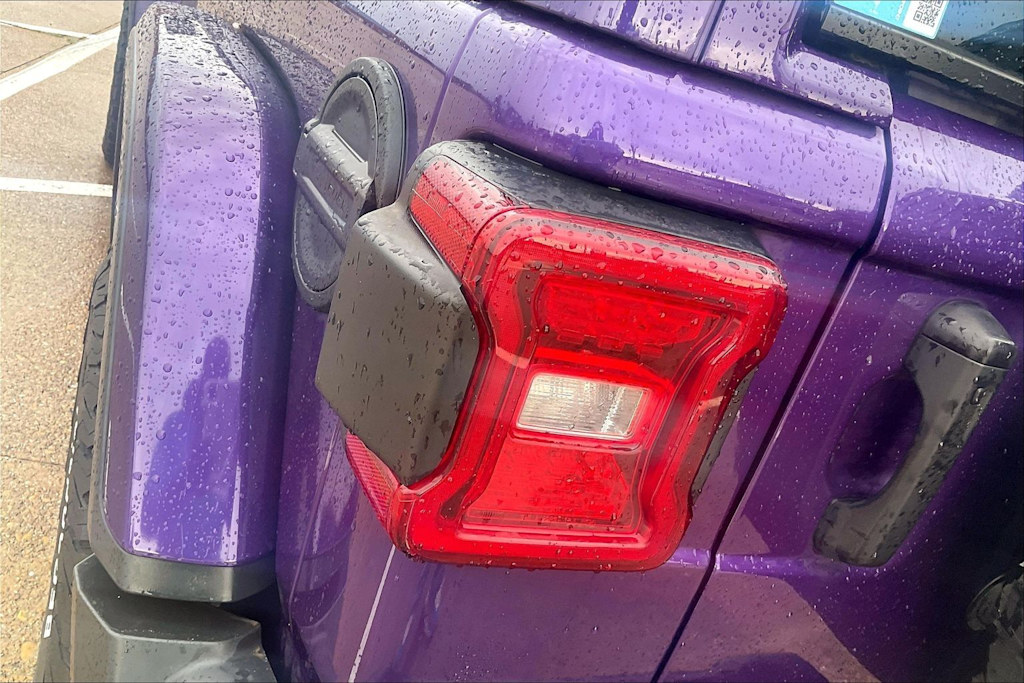 Thumbnail: 2023 Jeep Wrangler - 29