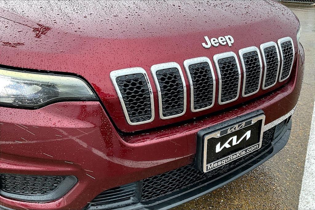 Thumbnail: 2021 Jeep Cherokee - 32