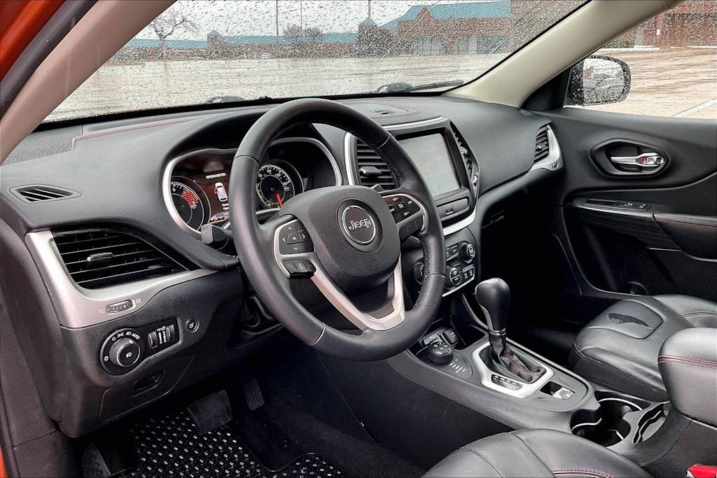 Thumbnail: 2016 Jeep Cherokee - 2