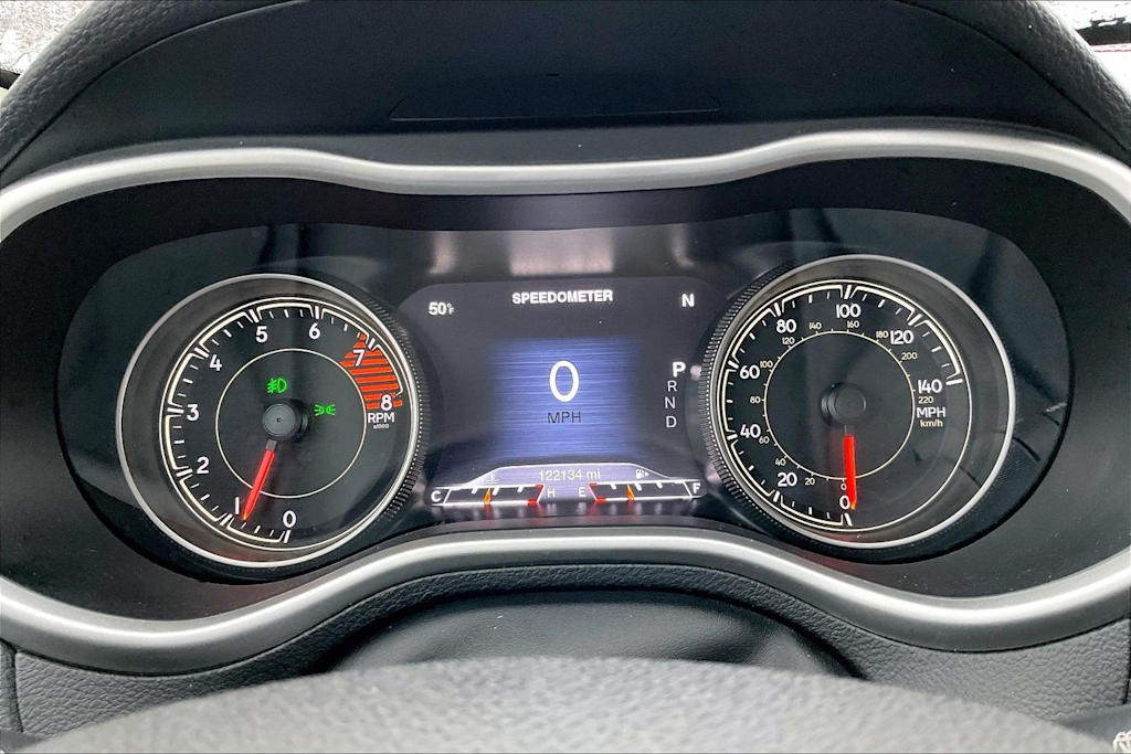 Thumbnail: 2016 Jeep Cherokee - 17