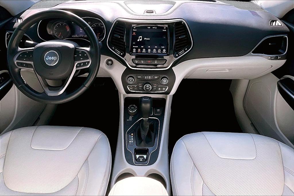 Thumbnail: 2021 Jeep Cherokee - 9