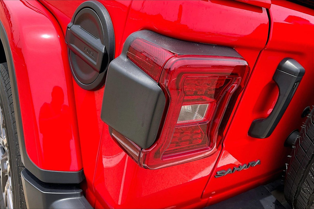 Thumbnail: 2025 Jeep Wrangler - 30