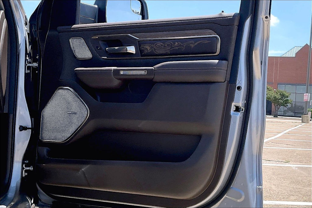 Thumbnail: 2025 RAM 1500 - 28