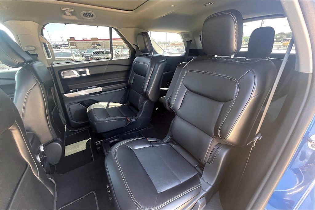 Thumbnail: 2021 Ford Explorer - 28