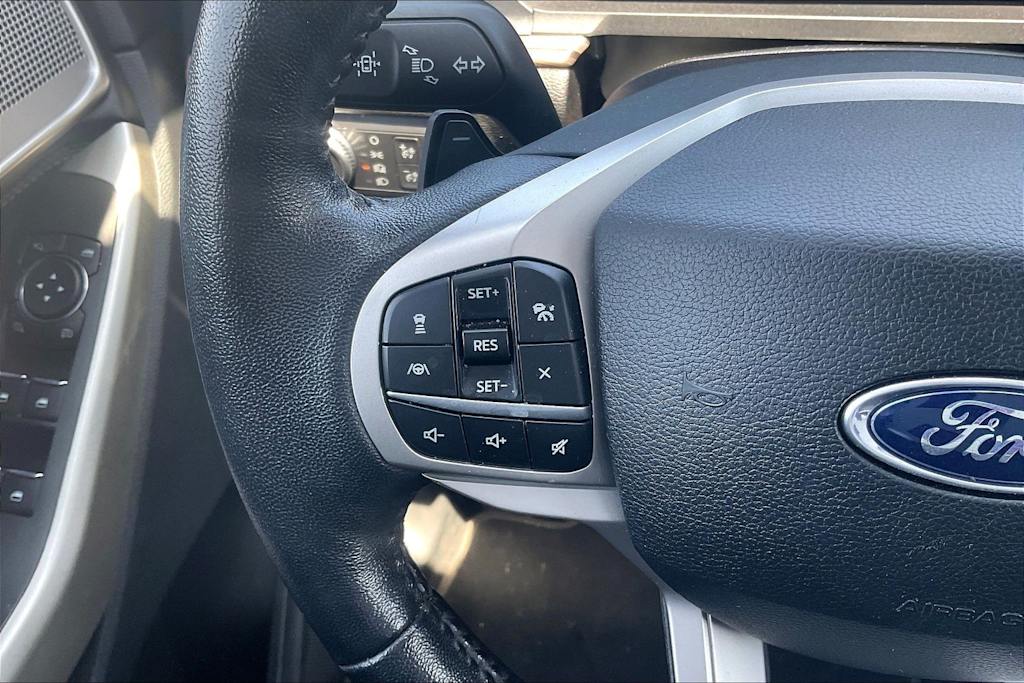 Thumbnail: 2021 Ford Explorer - 23