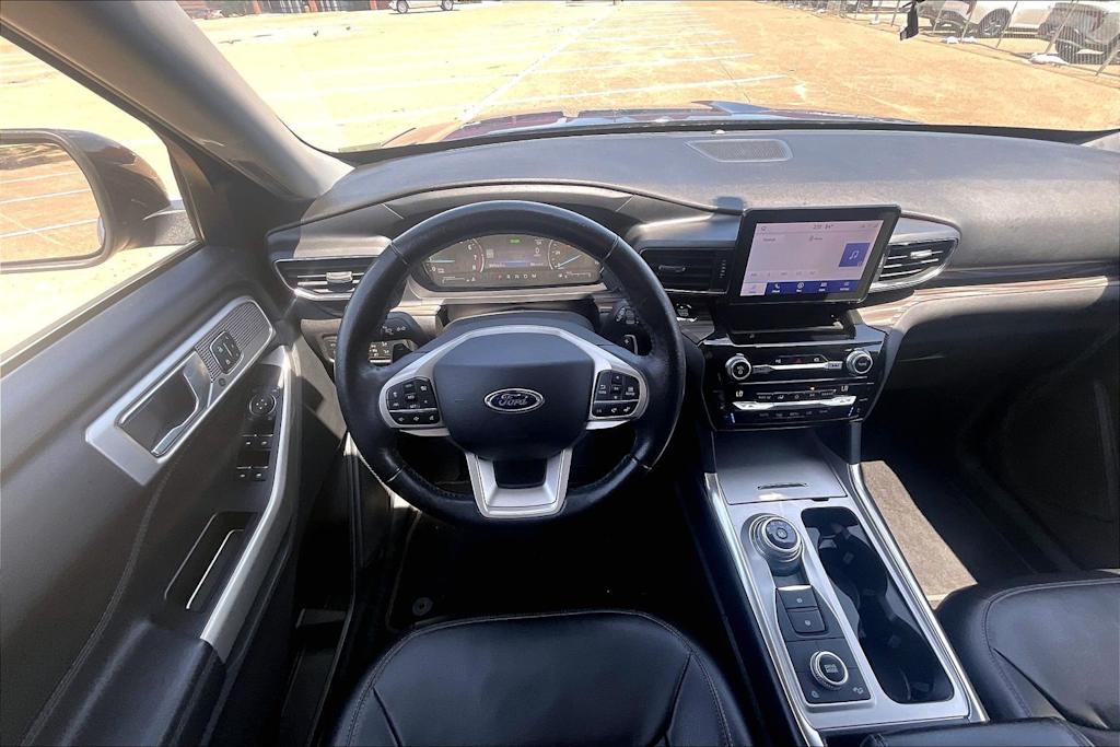 Thumbnail: 2021 Ford Explorer - 9