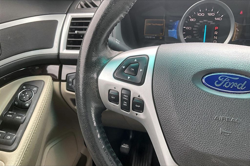 Thumbnail: 2011 Ford Explorer - 23
