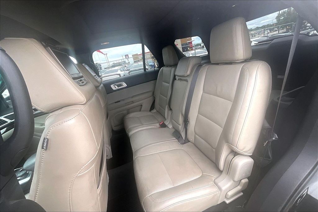 Thumbnail: 2011 Ford Explorer - 27