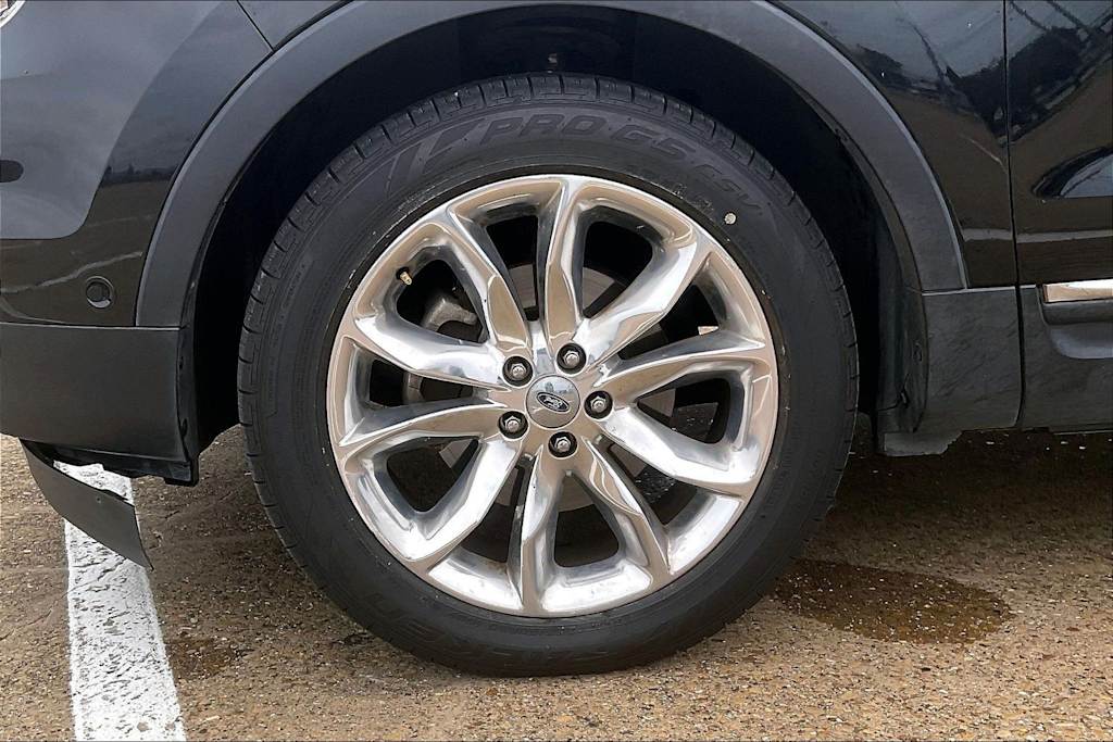 Thumbnail: 2011 Ford Explorer - 8