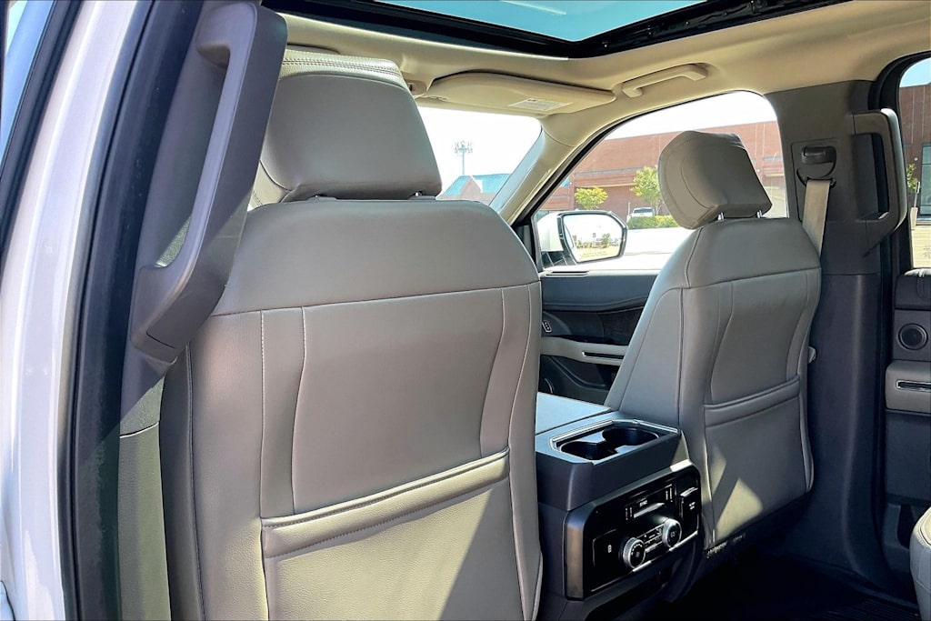 Thumbnail: 2018 Ford Expedition MAX - 12