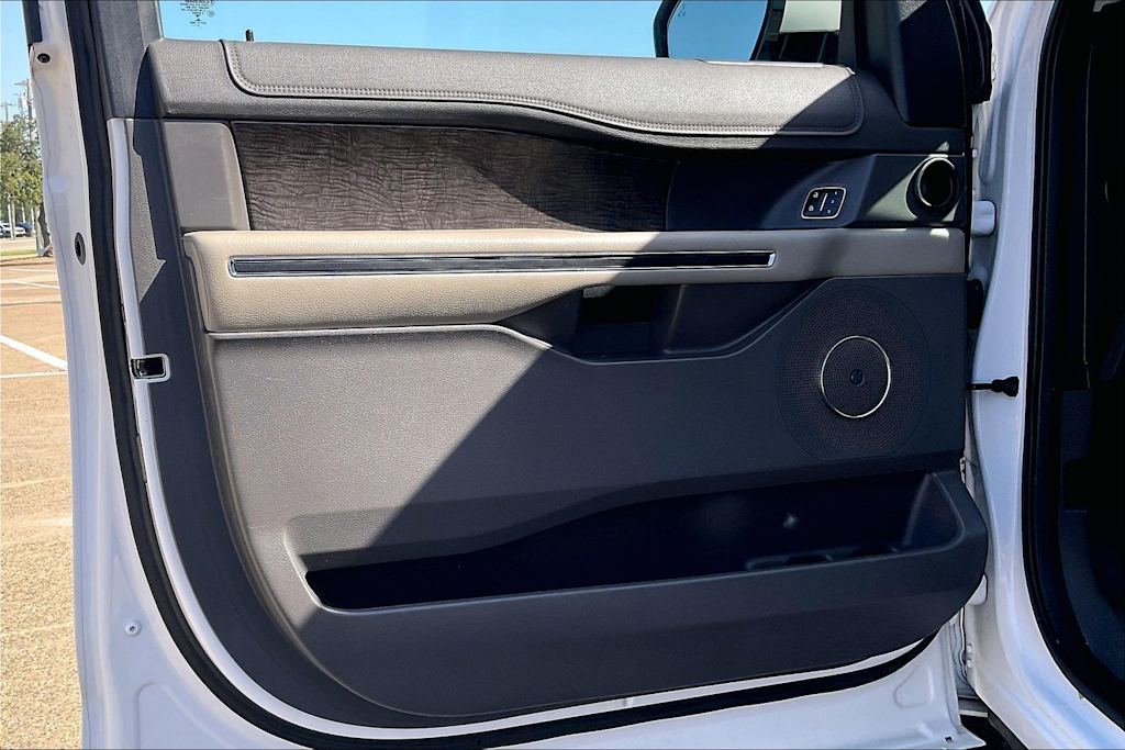 Thumbnail: 2018 Ford Expedition MAX - 26