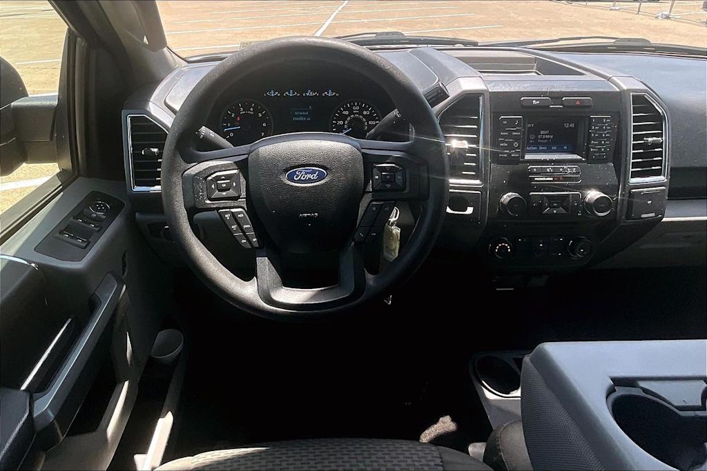 Thumbnail: 2016 Ford F-150 - 13