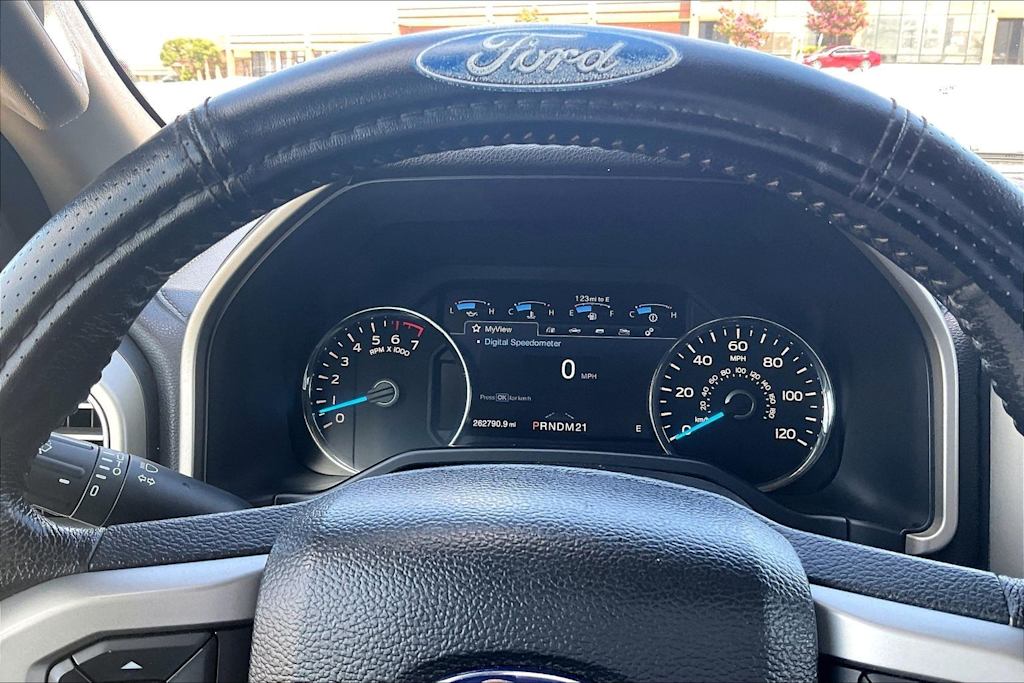 Thumbnail: 2016 Ford F-150 - 17