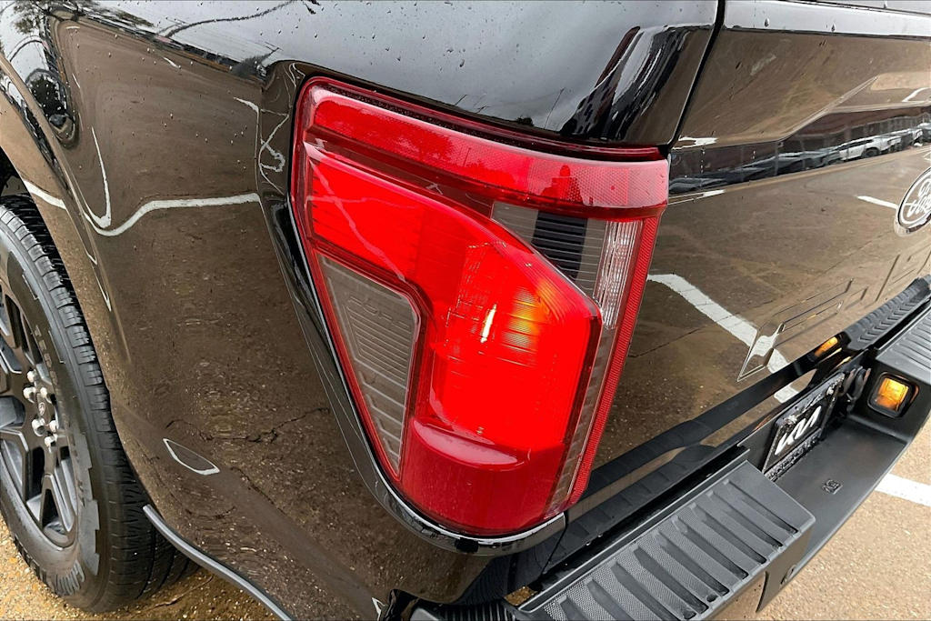 Thumbnail: 2025 Ford F-150 - 31