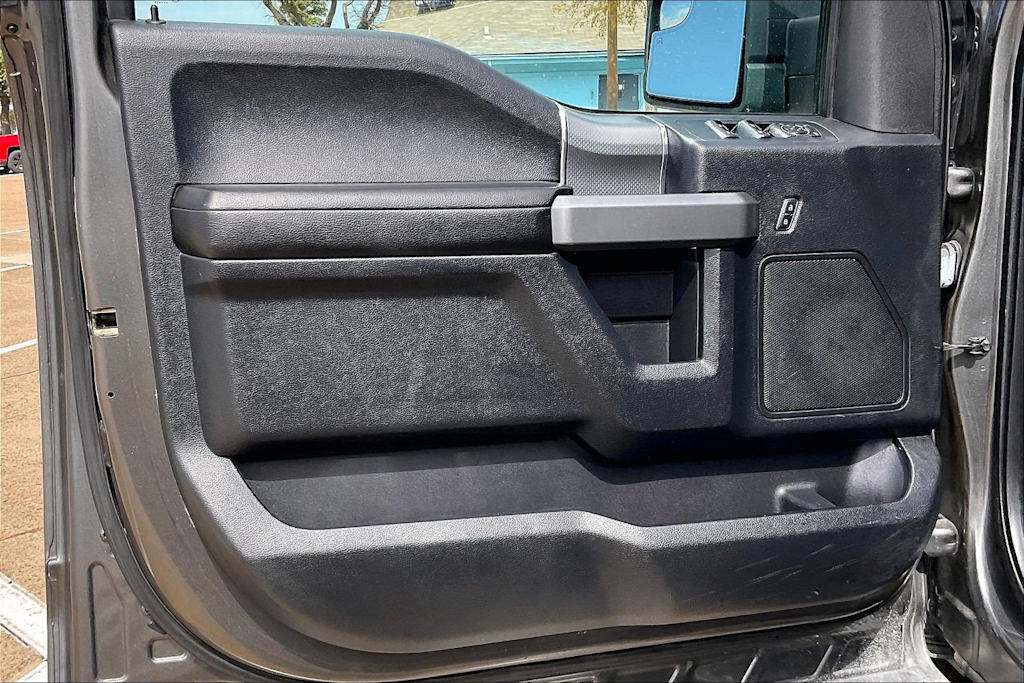 Thumbnail: 2017 Ford F-150 - 26
