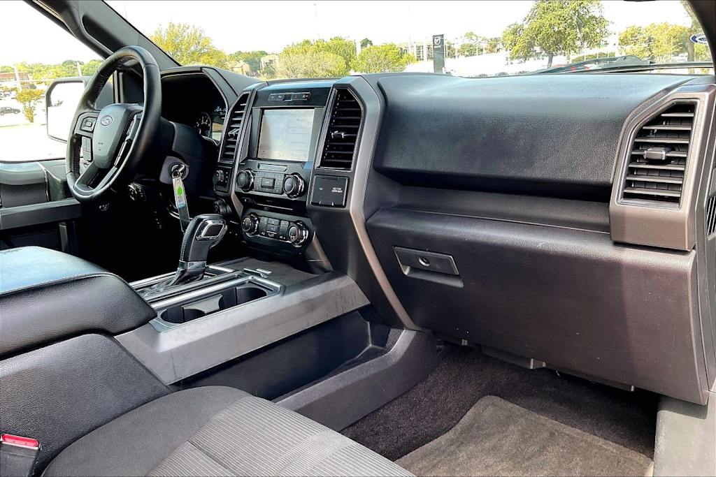 Thumbnail: 2017 Ford F-150 - 14