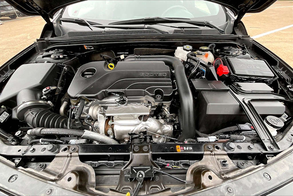 Thumbnail: 2024 Chevrolet Malibu - 9