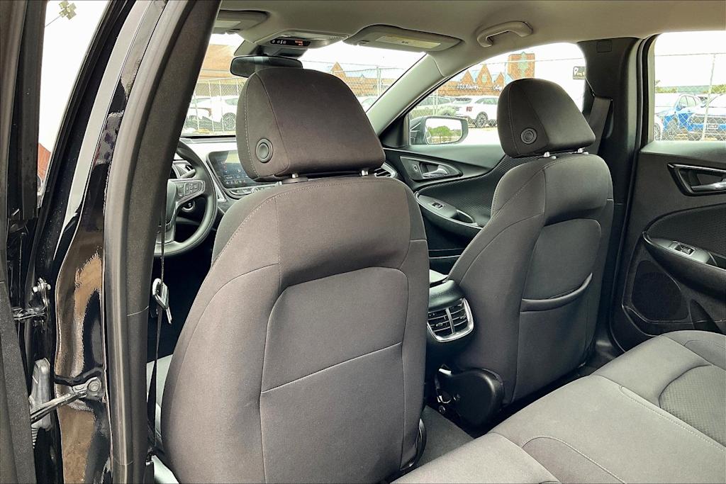 Thumbnail: 2024 Chevrolet Malibu - 13