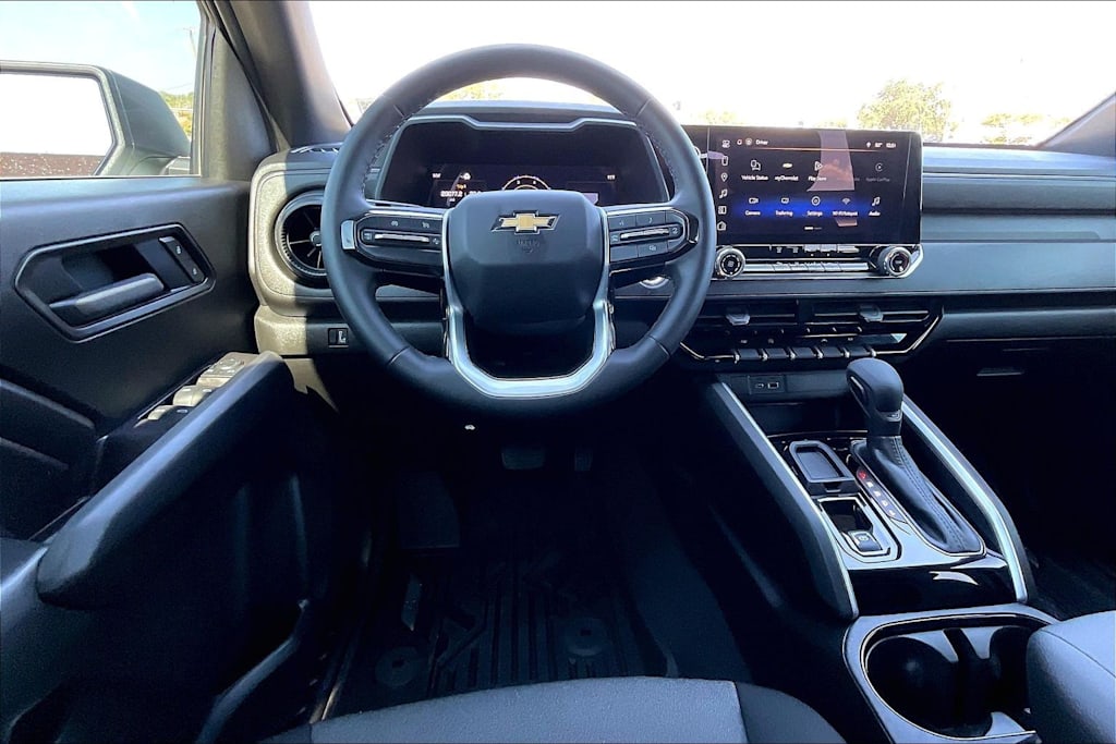 Thumbnail: 2026 Chevrolet Colorado - 12