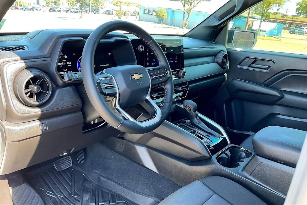 Thumbnail: 2026 Chevrolet Colorado - 2
