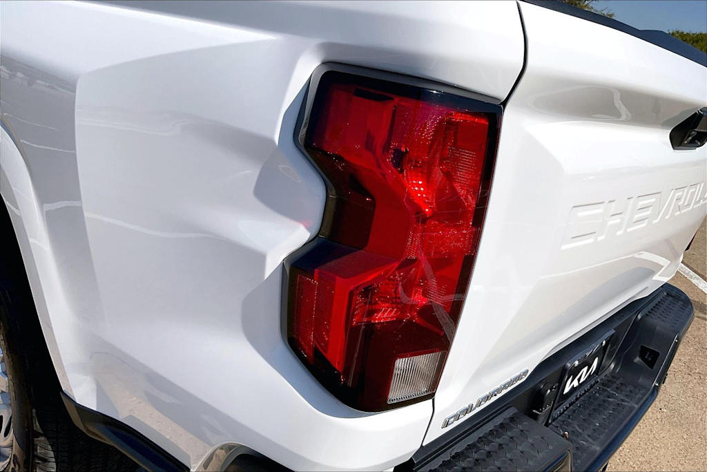 Thumbnail: 2026 Chevrolet Colorado - 30