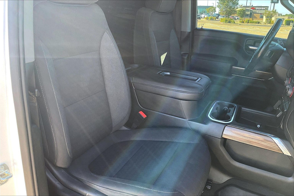 Thumbnail: 2021 Chevrolet Silverado 1500 - 19