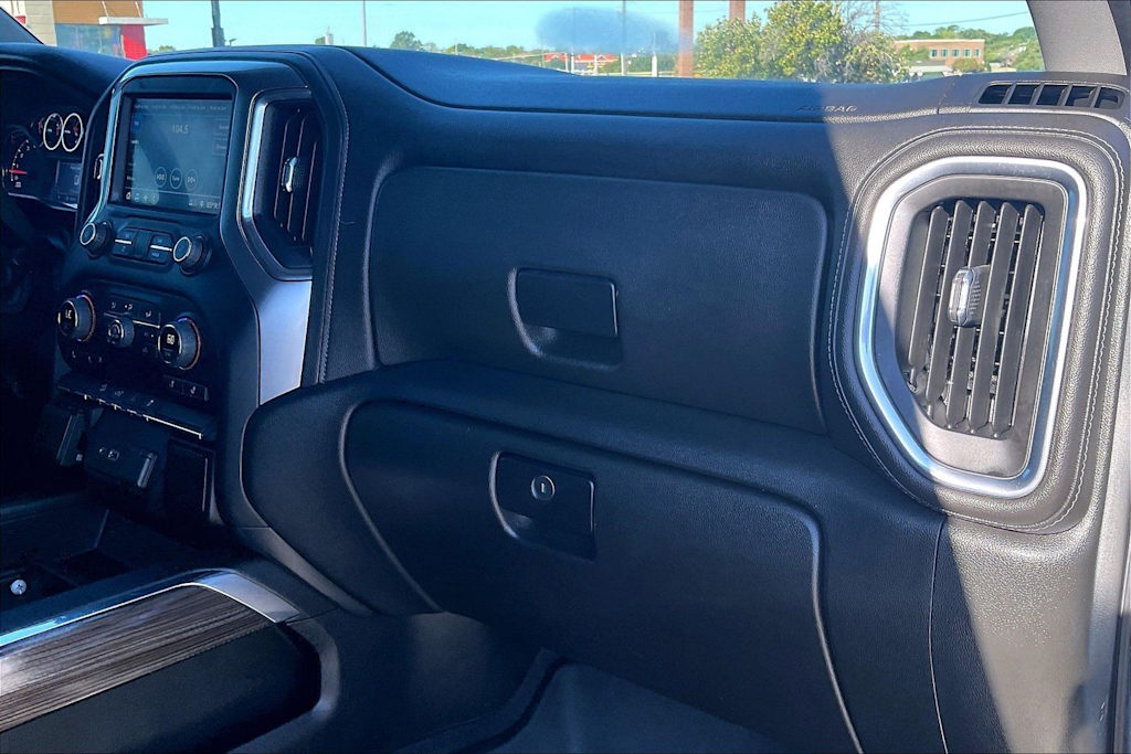 Thumbnail: 2021 Chevrolet Silverado 1500 - 22